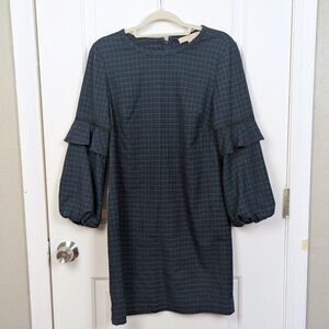 LOFT | Green Plaid Bell Sleeve Shift Dress Size 6